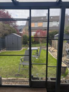 Katzengehege Elemente überdachte Terrasse,
