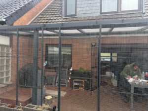 Katzengehege Elemente überdachte Terrasse,