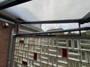 Katzengehege Elemente überdachte Terrasse,